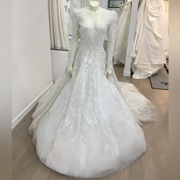 TONY WARD SAMPLE SALE! La Mariee: White Lavender - Picture 1 of 8